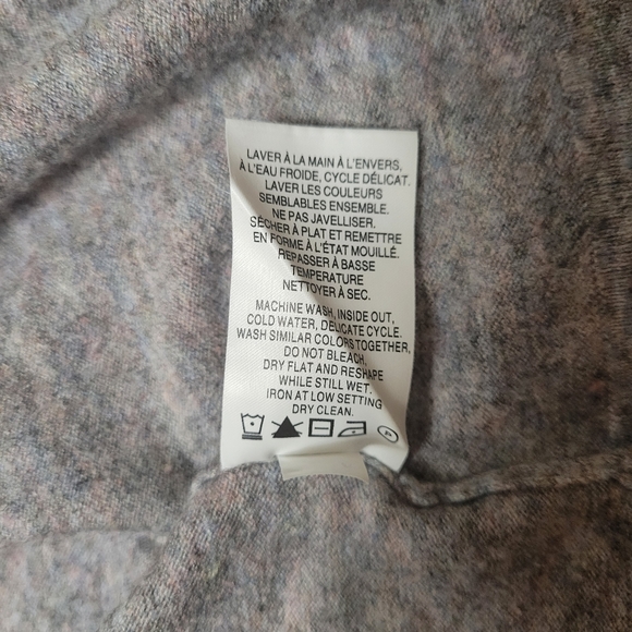 Reitmans Open front, loose fit sweater, size large - Picture 5 of 5